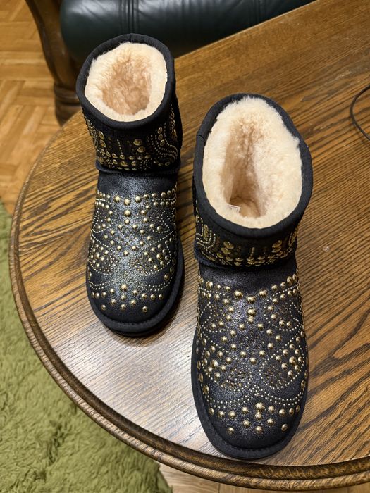 Уги на натуральном меху