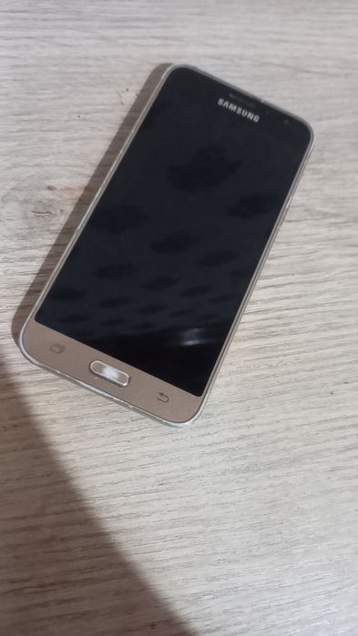 Samsung Galaxy J3 6