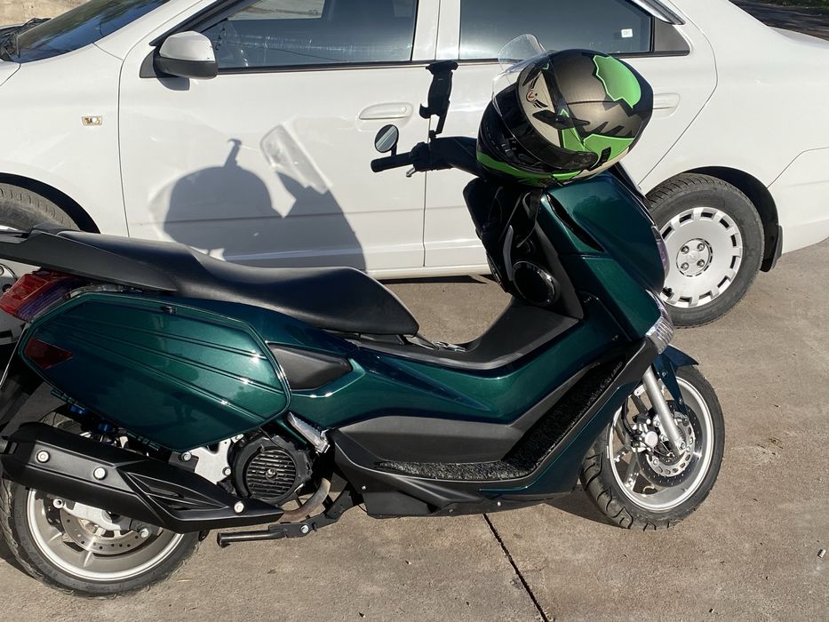 Продается скутер YAMAHA N Max155