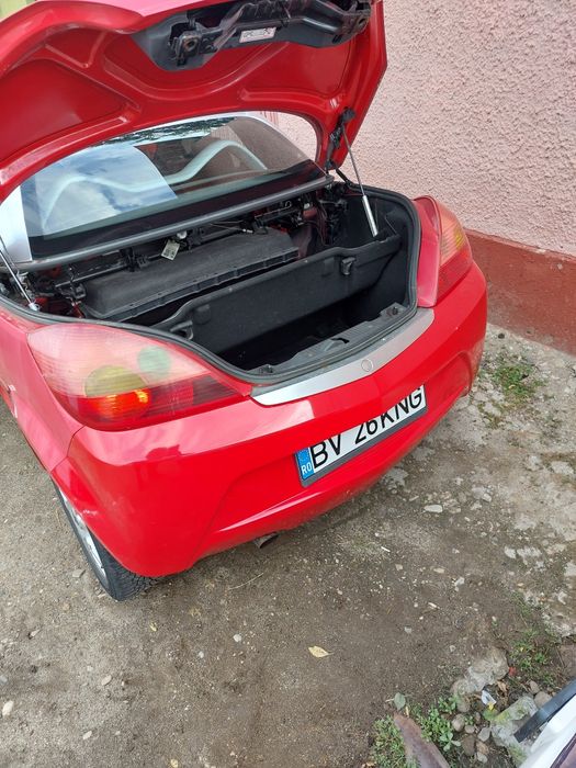 Stopuri Opel Tigra Cabrio Decapotabila
