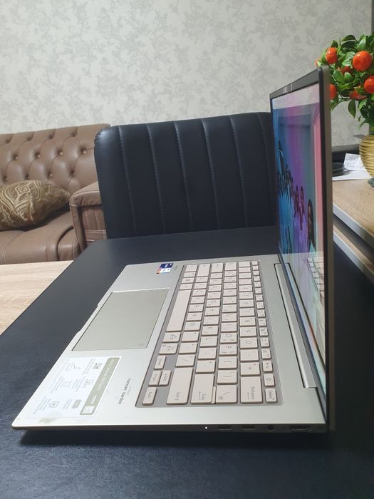 ASUS Zenbook 14.5" OLED WQ+ Korea