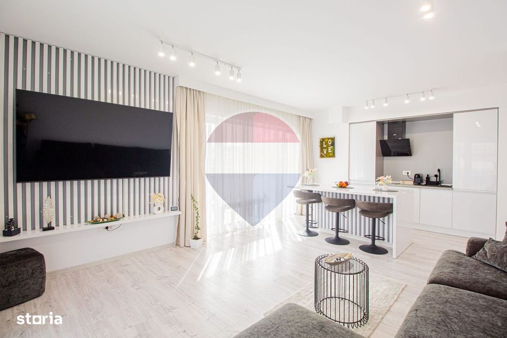 Apartament cu 3 camere de vânzare