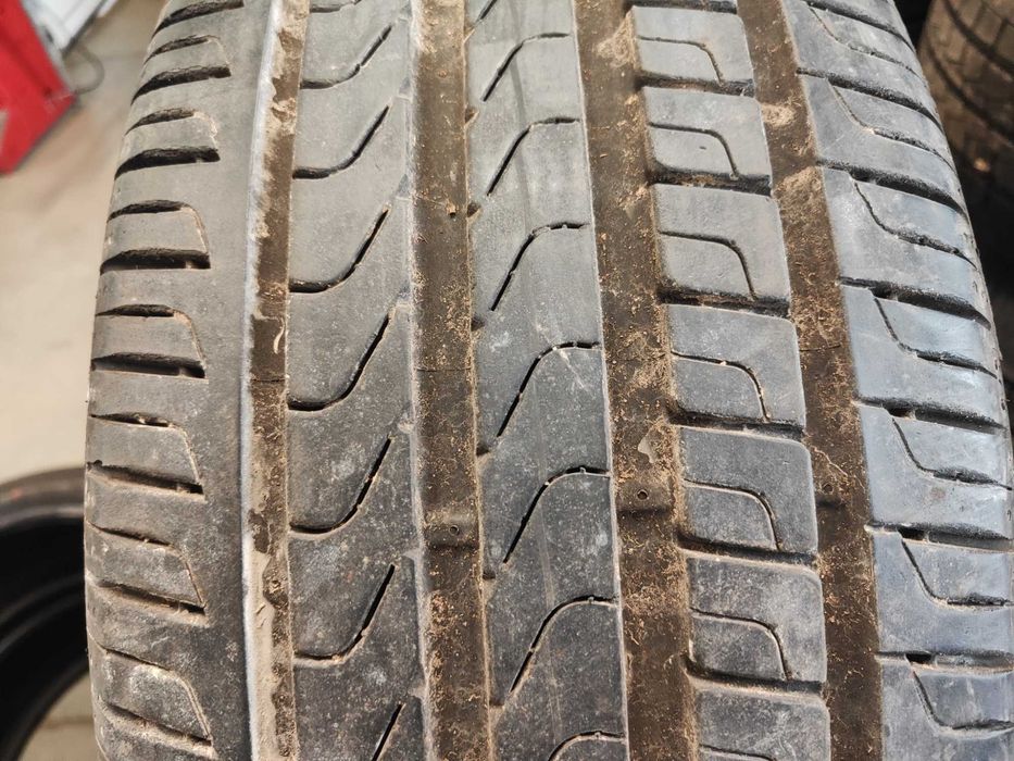 2бр.летни гуми 235/45/20 Pirelli