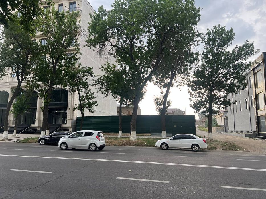 Земельный участок, вдоль дороги, 1-я линия, Американское посольство