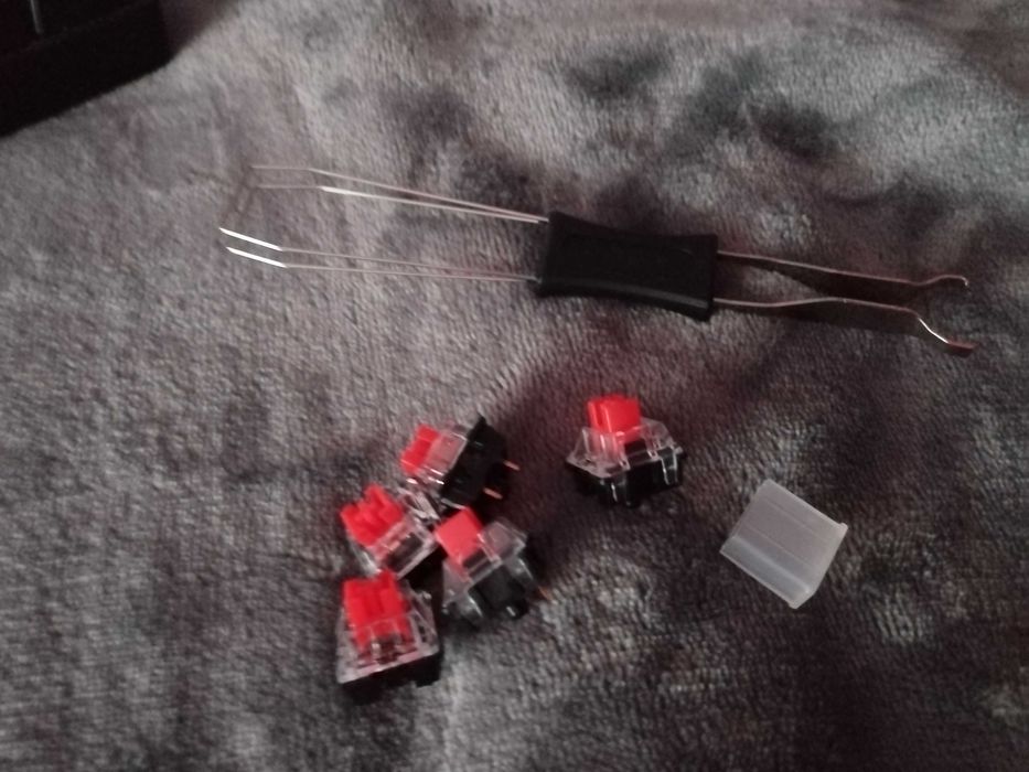 Продавам клавиатура ред драго K630