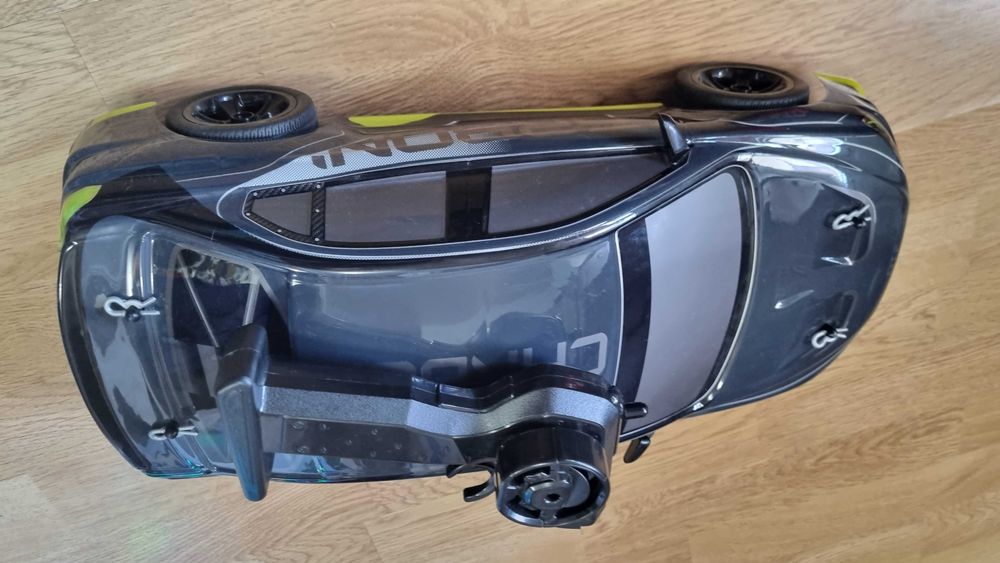 Jucarii masinute telecomanda 2.4 ghz 27 mhz de toate marimile stare ok