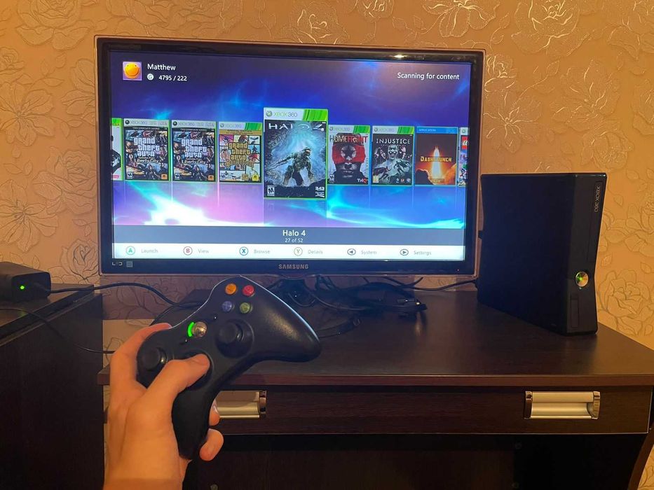 Xbox 360 Slim Freeboot + много игр !