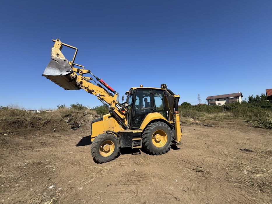 Inchiriez buldoexcavator 160lei/h