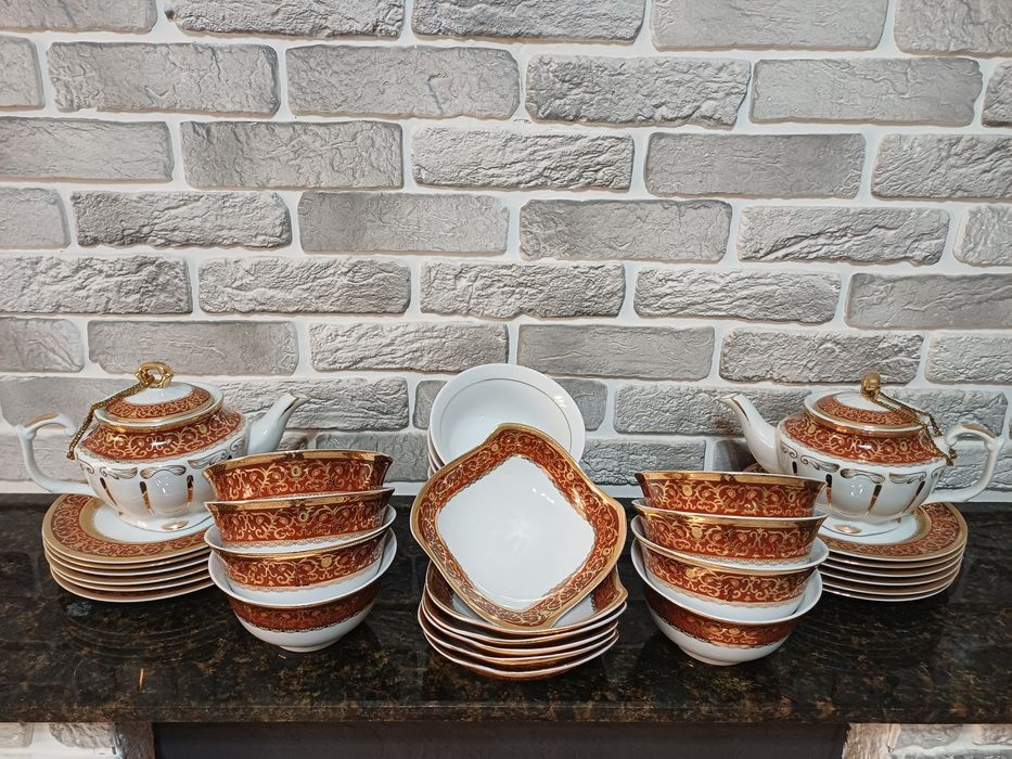 Продам столовый набор