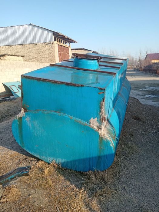 Yomkost 8tonnalik zilga tushadi toza ichimlik suviniki