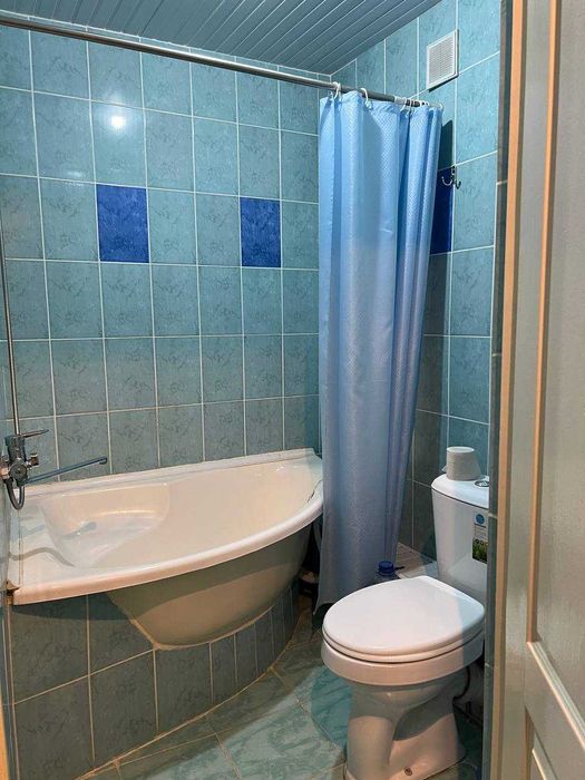 Срочно!!!  ул. М.Улугбека 1/2/5 ор-р Капитал банк, метро БИЙ