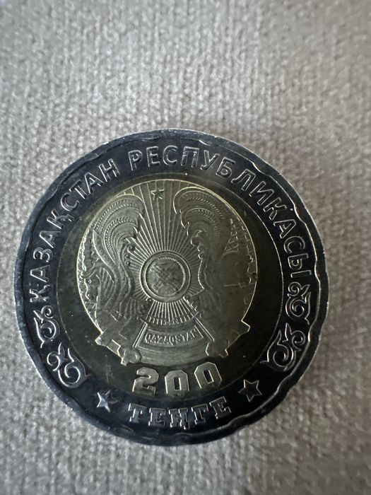 Продам манета 200т