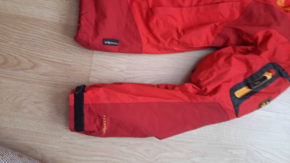 Туристическо яке Jack Wolfskin