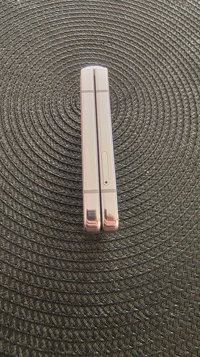 Samsung Galaxy Z Flip 5 – 256 GB – Лавандула