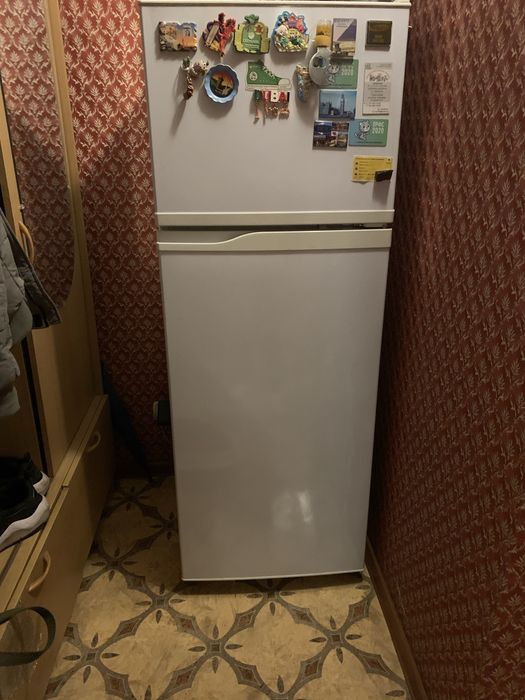 Продам холодильник