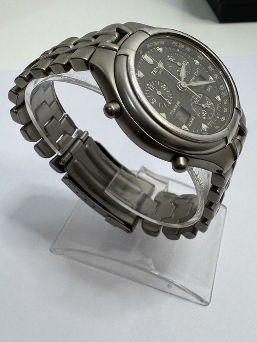Ceas Tissot T 671, titanium chronograph. Swiss mase eta.