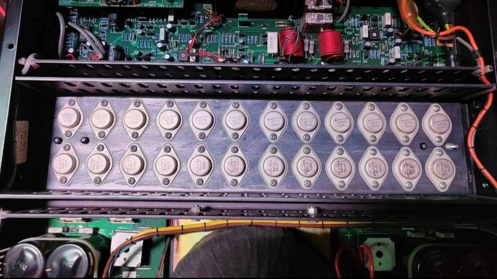 Amplificator putere C-Audio RA3001