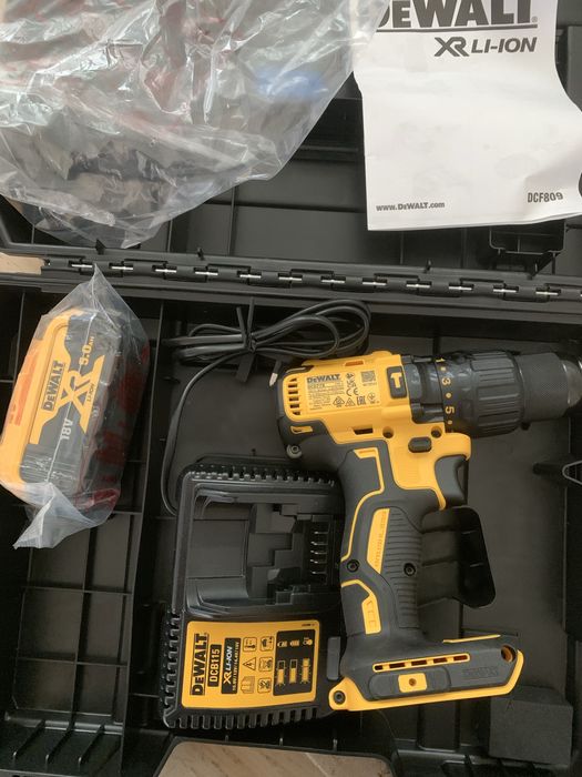 Винтоверт Dewalt DCD 778N