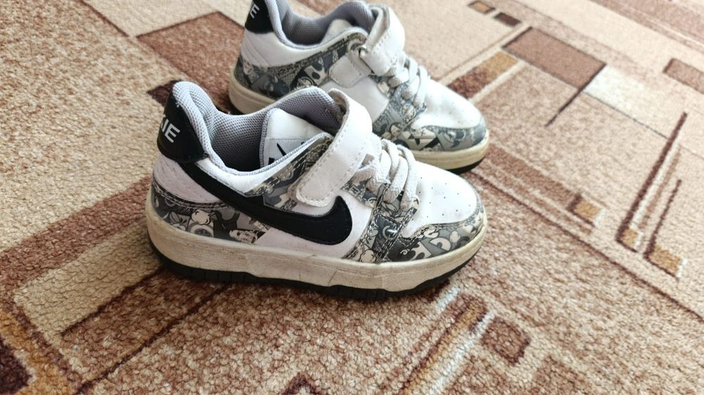 Продам кроссовки на мальчика