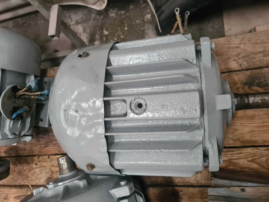 Двигатель асинхронный