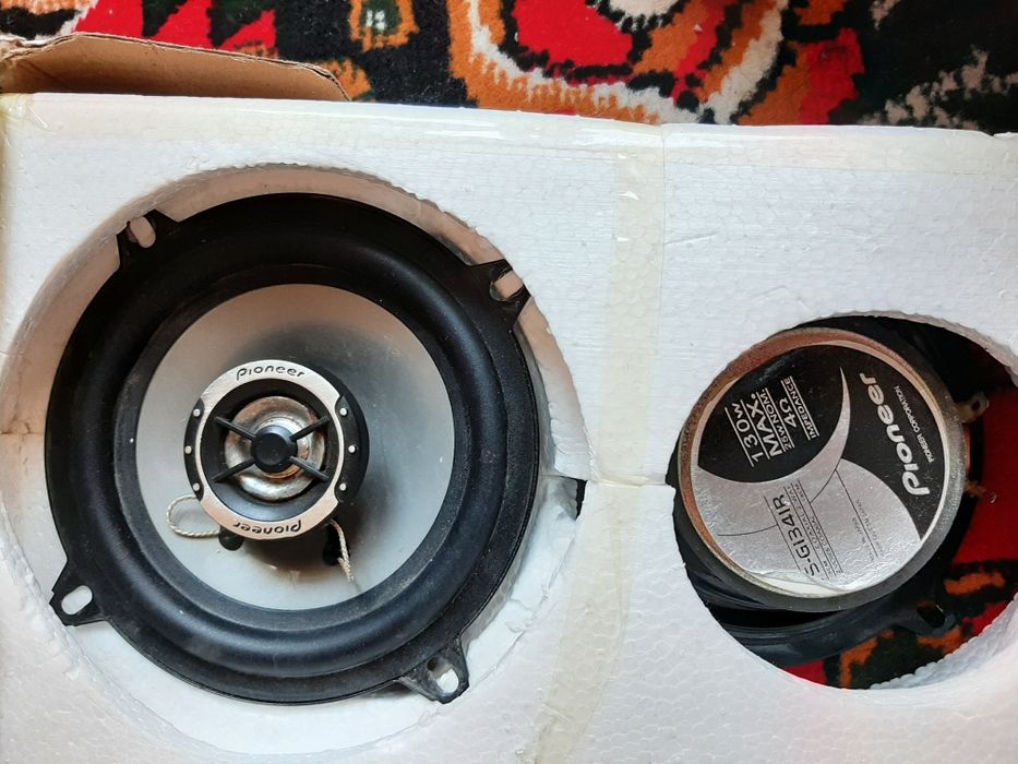 Динамик сотилади