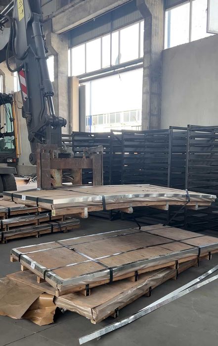 Нержавеющие листы, трубы и профили 201 марки