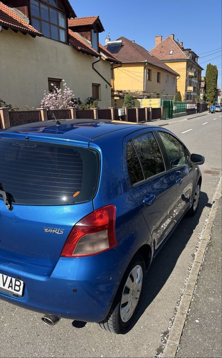 Toyota Yaris benzina