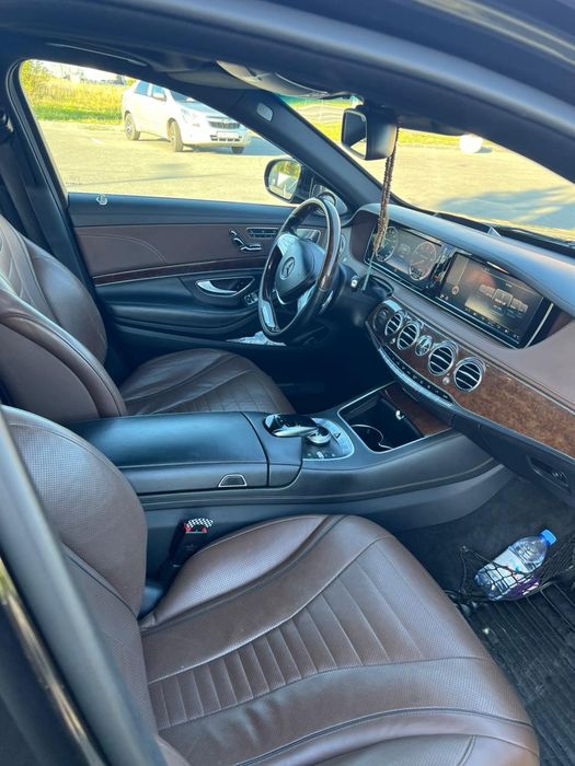 Сдается Мерседес S класса в аренду с водителем.