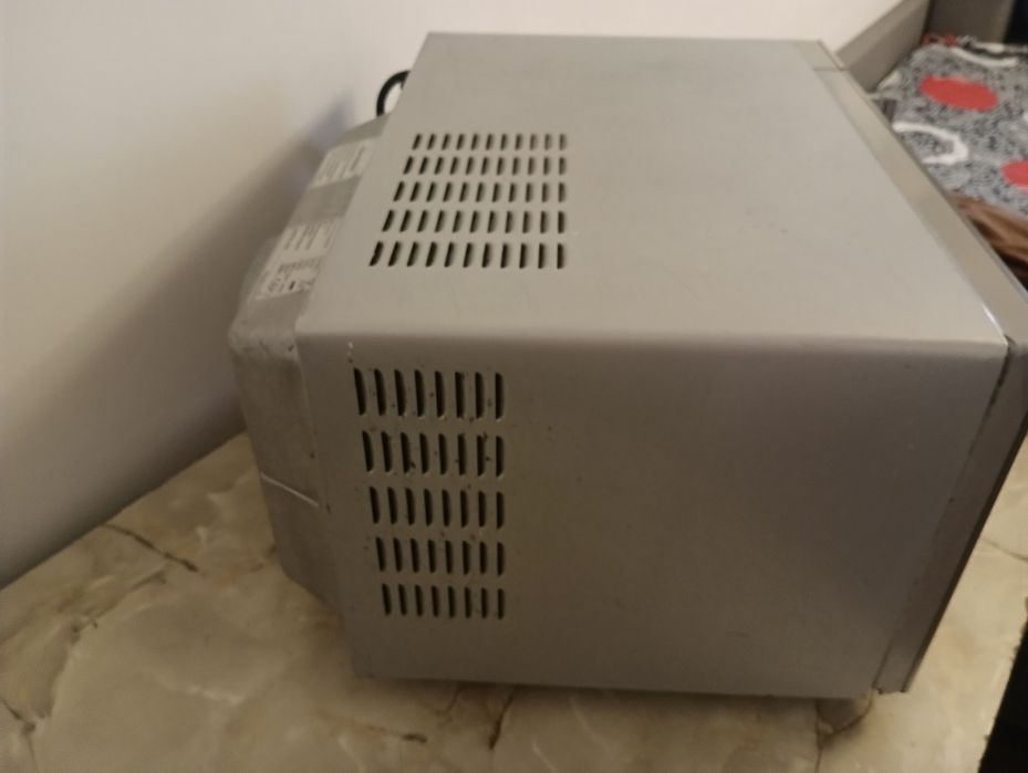 Продам крутую микроволновку