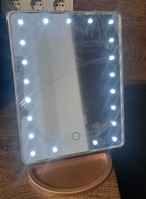 LED Огледало Ейвън/Avon