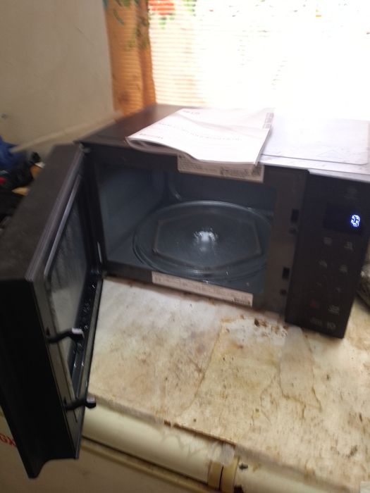 Микроволновая печь LG