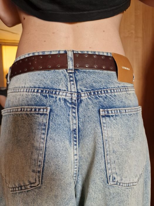 Кожен колан с цвете