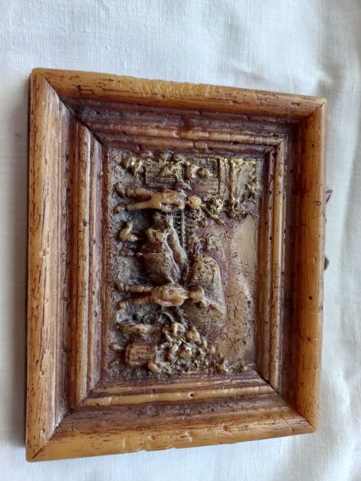 Продам  . Антикварные  веши .