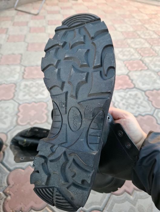 Продам берцы новые отличного качества