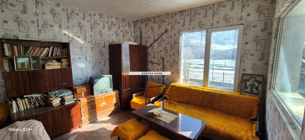 Къща в Варна, област-с.Разделна площ 78 цена 65000