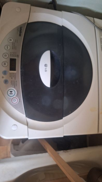 Прадаю холодильник и стиральную машину