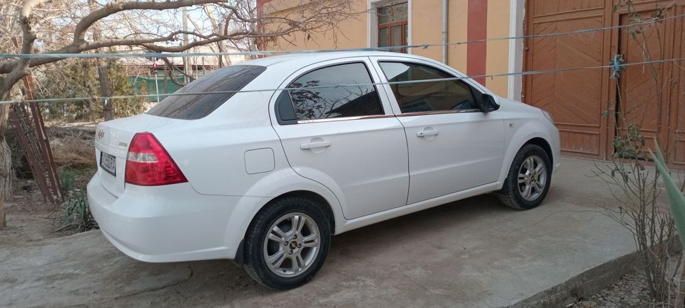 Только наличними