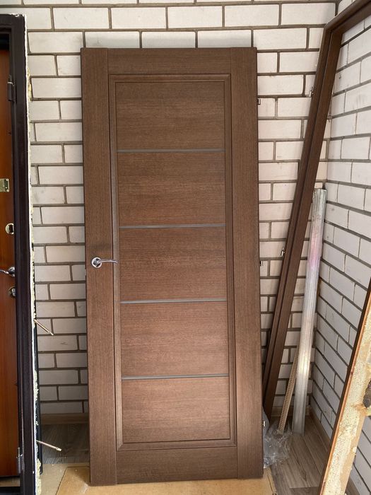 Продам межкомнатную дверь