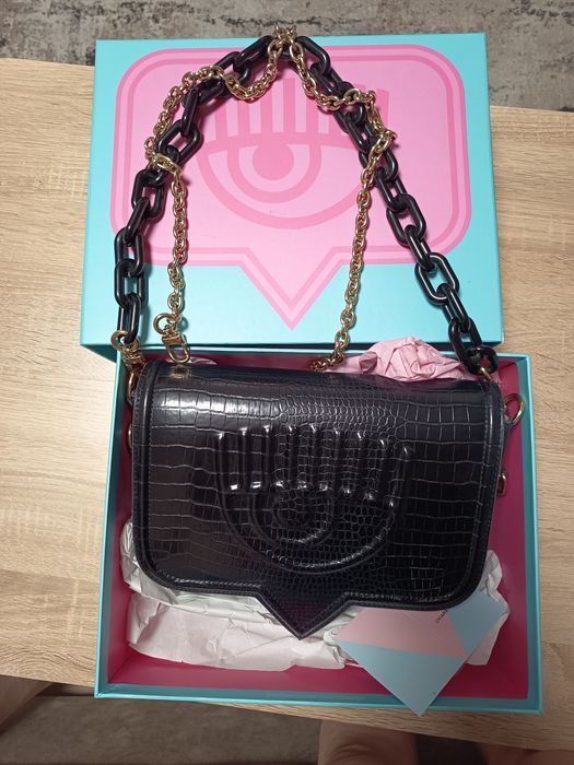 Продавам дамска чанта Chiara ferragni