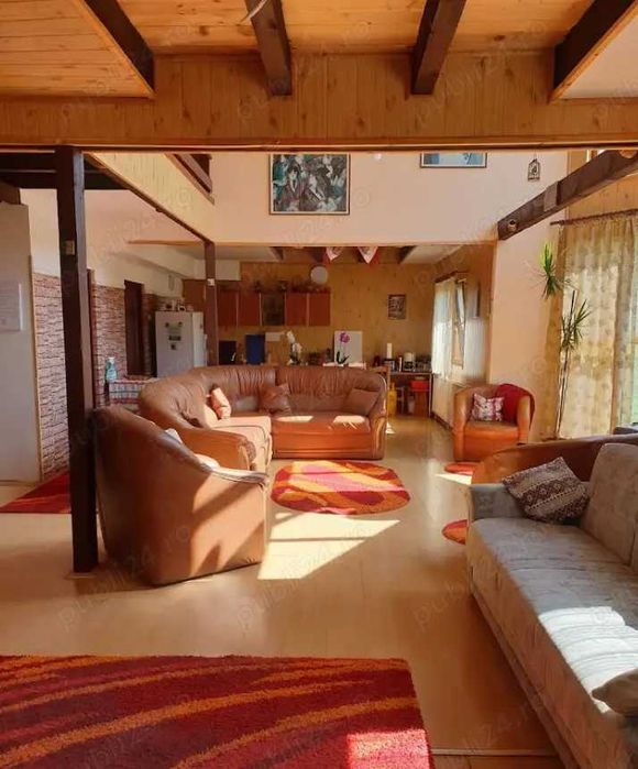 Cabana de inchirat aproape de Bran, renovata