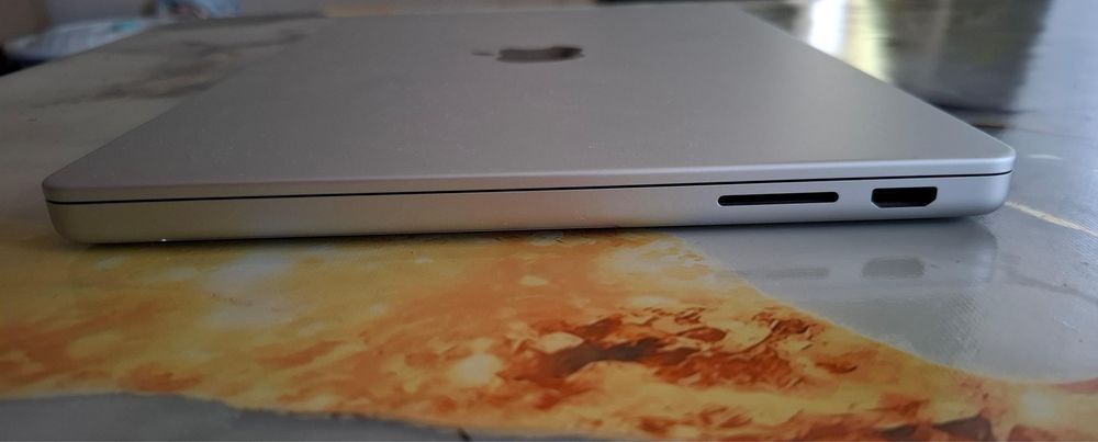 MacBook Pro 14 M3