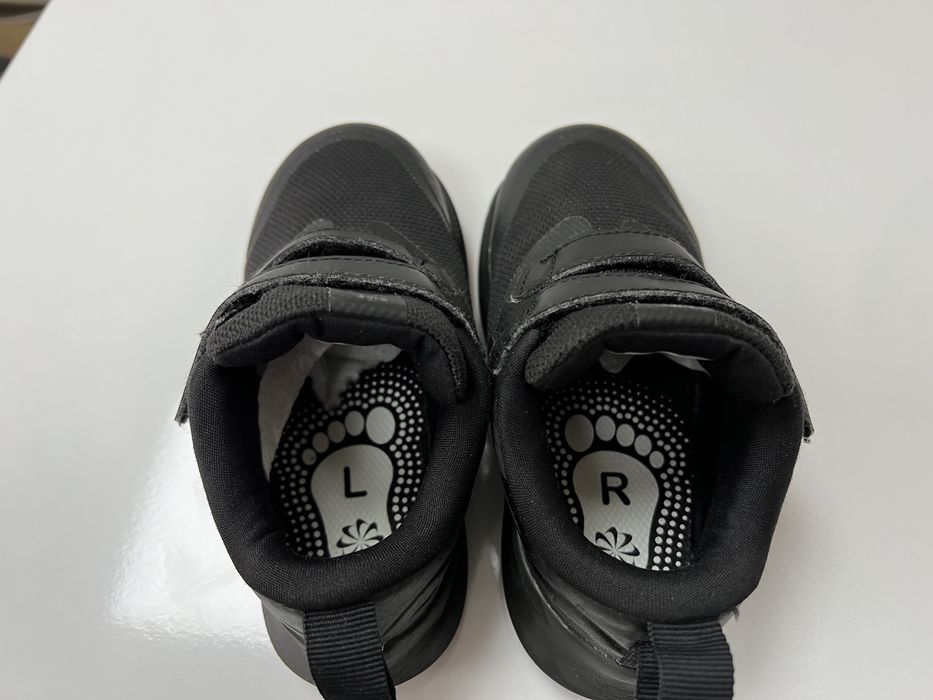 Оригинални детски маратонки Nike