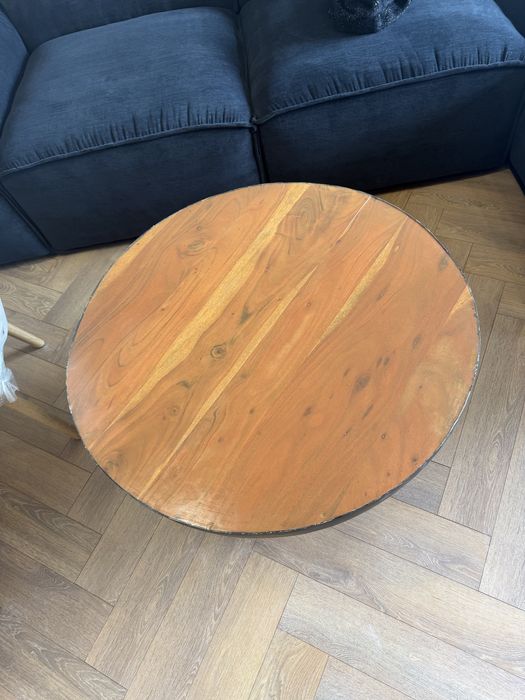 Масивна холна маса