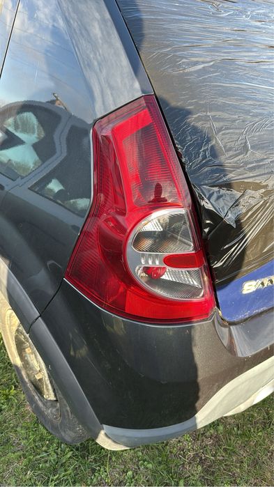 Dezmembrez Dacia Sandero euro 4 si 5  1.2 16v, 1.4 , 1.5 dci , 1.6