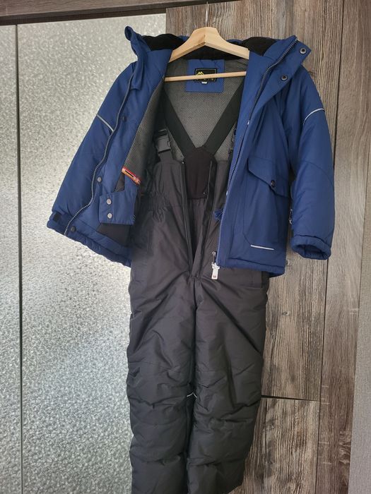 Продам детский комбинезон