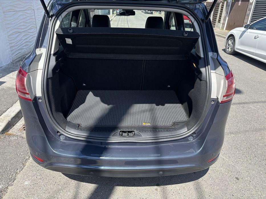 Ford B-max  Titanium cutie automata