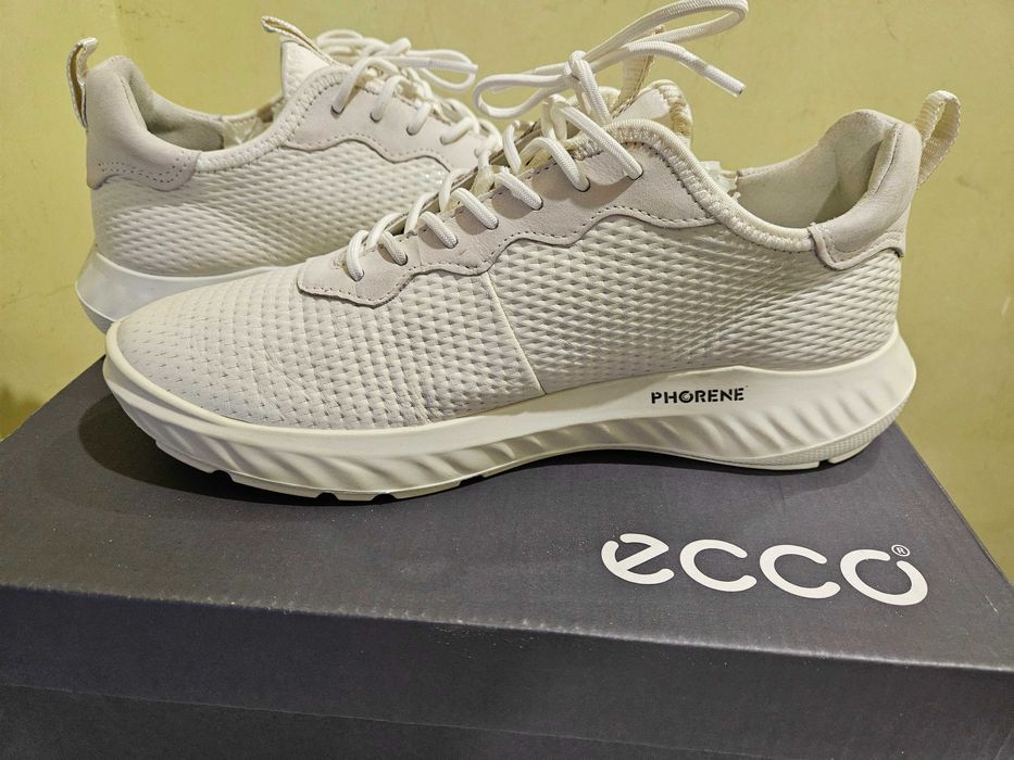 Кроссовки ecco , размер 39