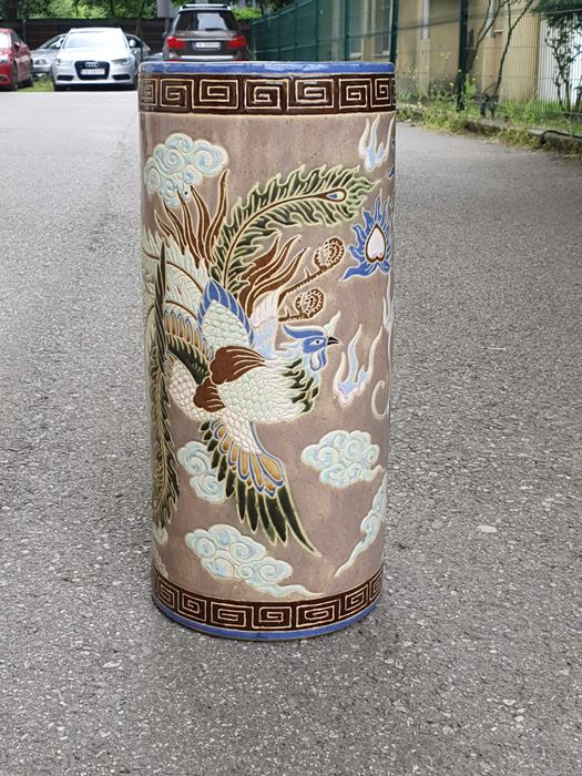 Ваза от Сайгон Виетнам РЪЧНО РИСУВАНА с Феникс и Дракон