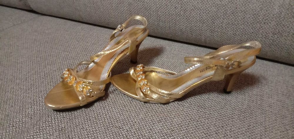 Туфли 38,39 размеры