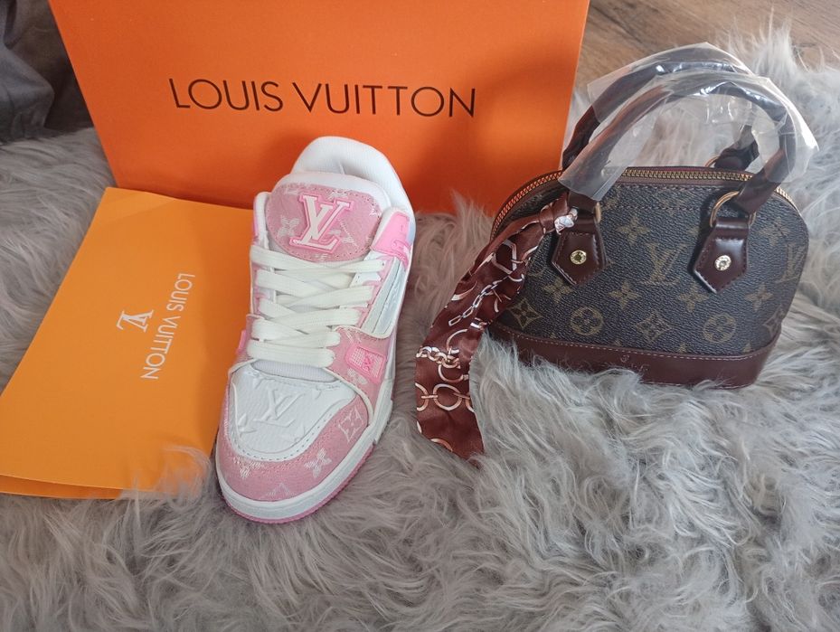 Adidași dama ,LV roz pudra